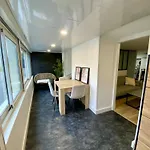 Nice Port Apartment Ac Parking